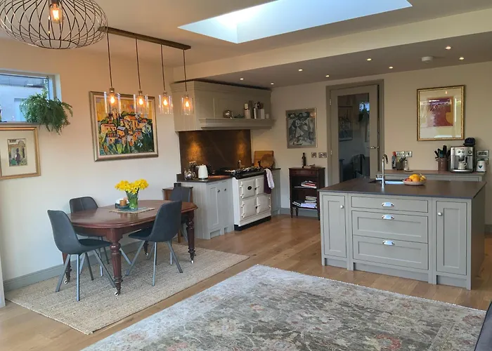 Canal View Holiday home Dublin