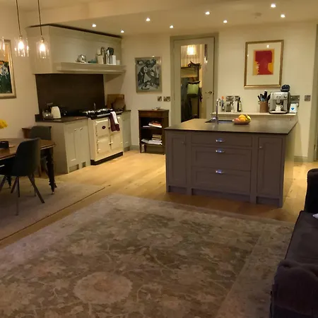 Canal View Tatil Evi